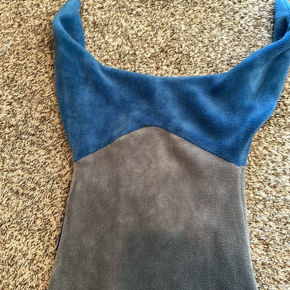 Blankie Tails shark blanket - Picture 3 of 3